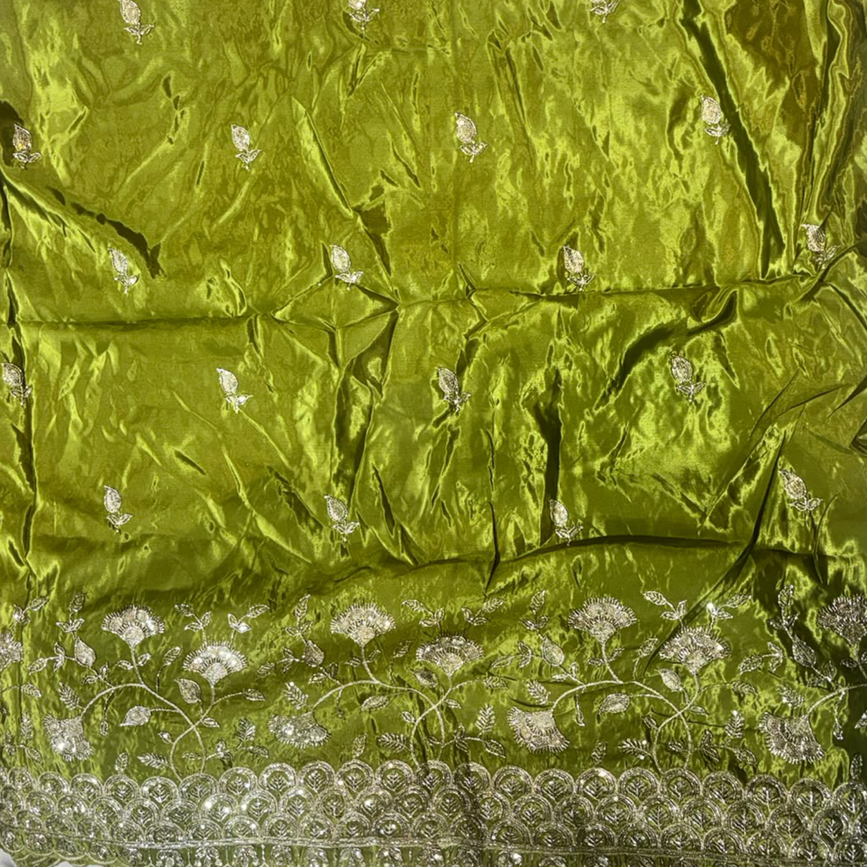 Premium Embroidered Fabric with Heavy Scalloped Border