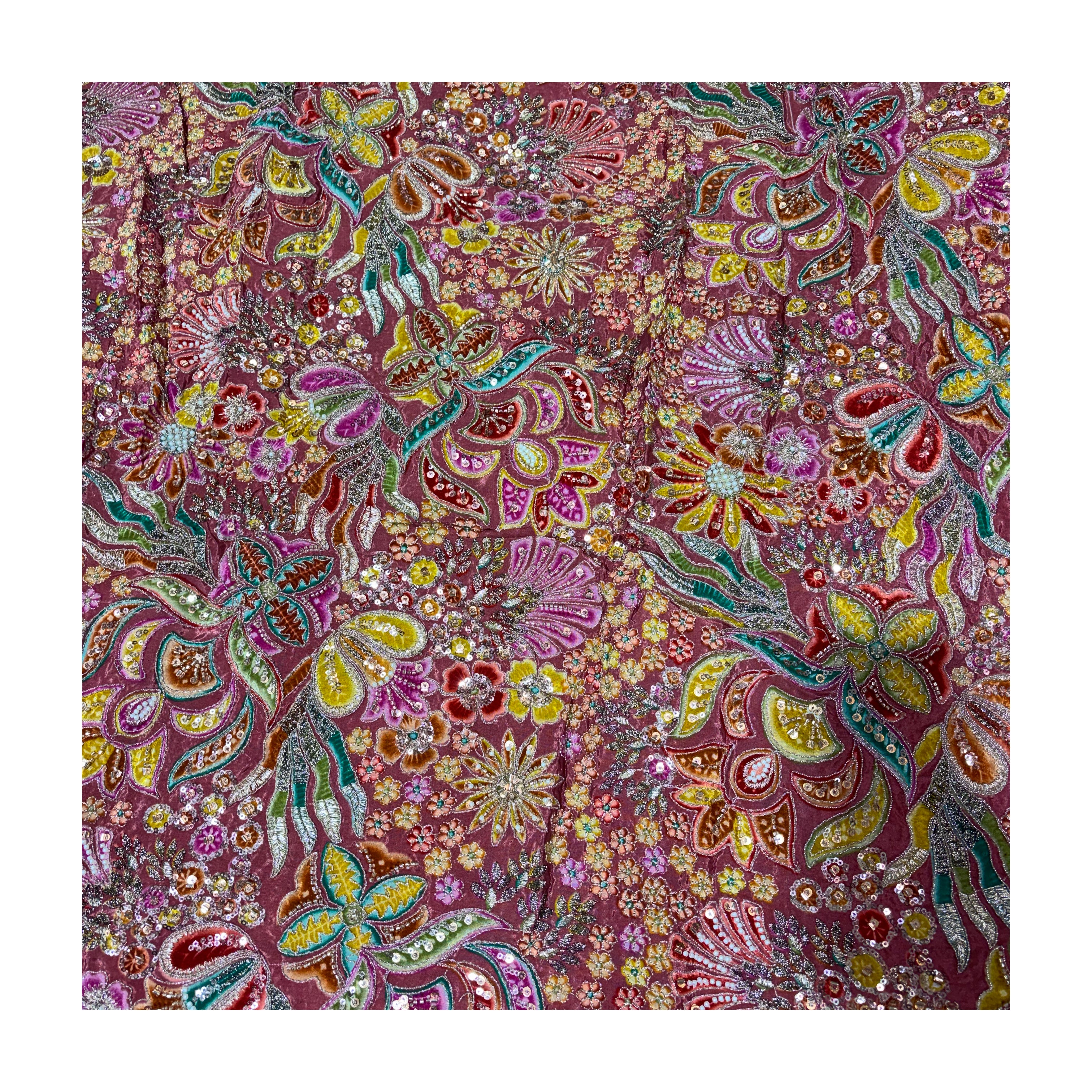 product listing ke liye title and description likho, SEO wala, aur sabhi fabrics ke color batao, color name batao.