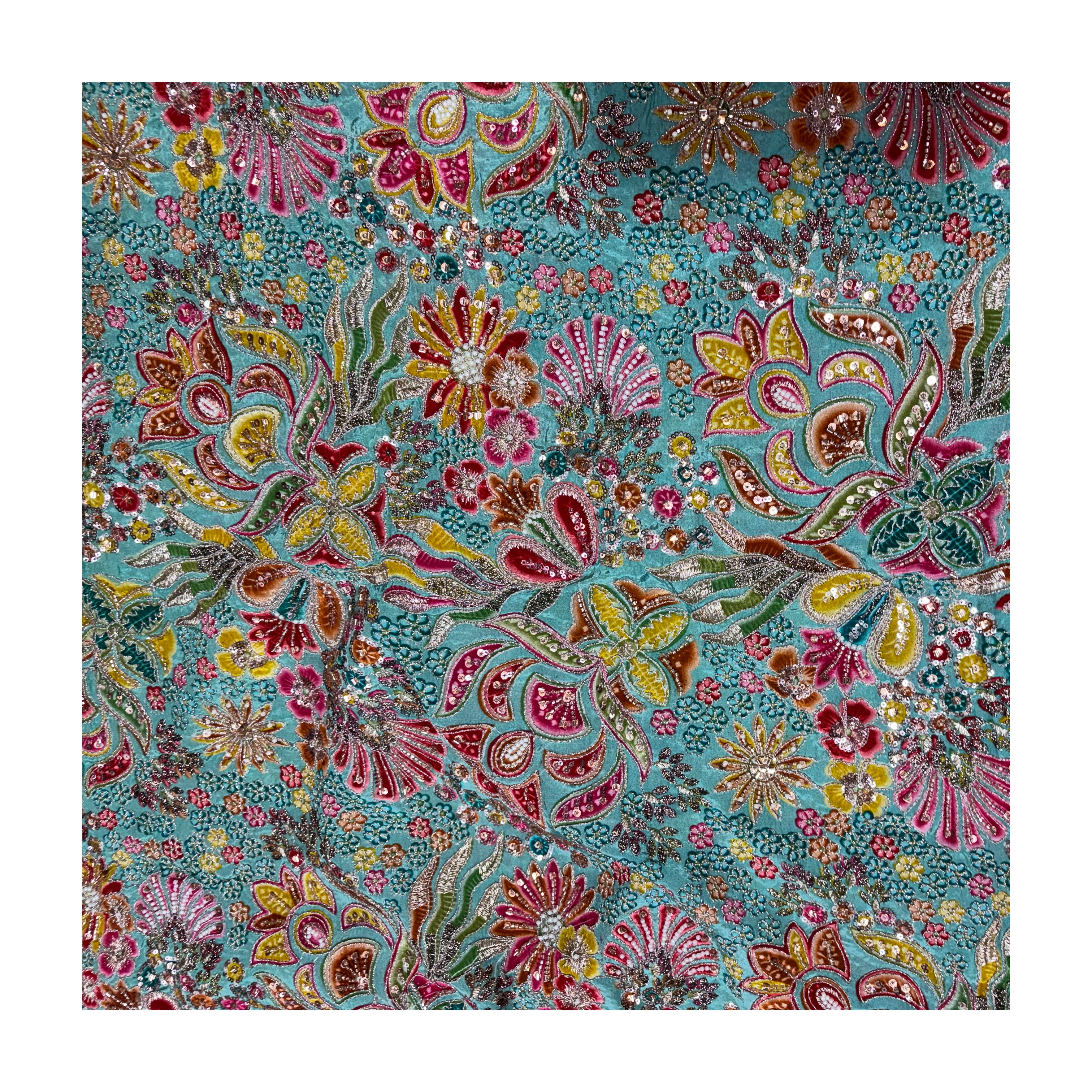 product listing ke liye title and description likho, SEO wala, aur sabhi fabrics ke color batao, color name batao.